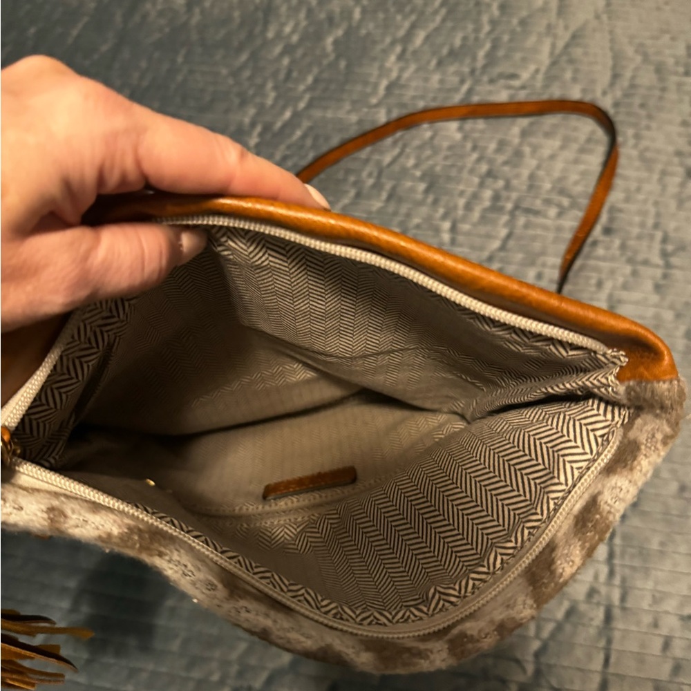 Purse - Picture 3 of 5
